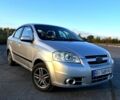 Серый Шевроле Авео, объемом двигателя 1.6 л и пробегом 258 тыс. км за 3800 $, фото 7 на Automoto.ua