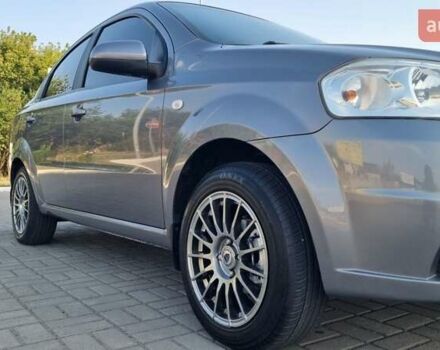 Сірий Шевроле Авео, об'ємом двигуна 1.4 л та пробігом 181 тис. км за 5000 $, фото 40 на Automoto.ua