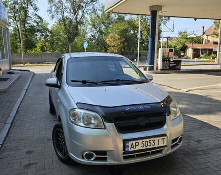 Серый Шевроле Авео, объемом двигателя 1.6 л и пробегом 300 тыс. км за 3900 $, фото 4 на Automoto.ua