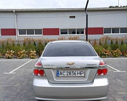 Серый Шевроле Авео, объемом двигателя 1.6 л и пробегом 304 тыс. км за 3900 $, фото 2 на Automoto.ua