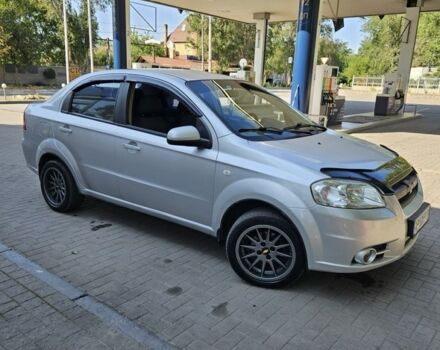 Сірий Шевроле Авео, об'ємом двигуна 1.6 л та пробігом 300 тис. км за 3900 $, фото 1 на Automoto.ua