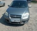 Серый Шевроле Авео, объемом двигателя 1.5 л и пробегом 210 тыс. км за 4000 $, фото 1 на Automoto.ua