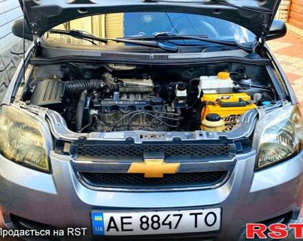 Серый Шевроле Авео, объемом двигателя 1.5 л и пробегом 260 тыс. км за 3800 $, фото 6 на Automoto.ua