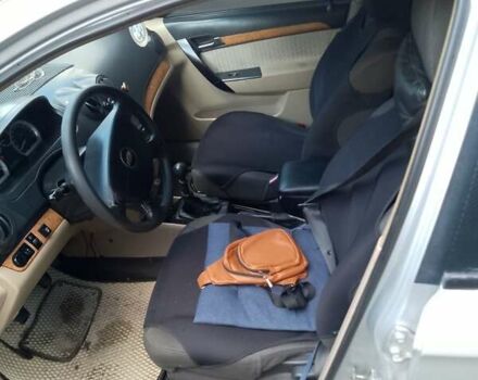 Серый Шевроле Авео, объемом двигателя 1.6 л и пробегом 340 тыс. км за 2800 $, фото 8 на Automoto.ua