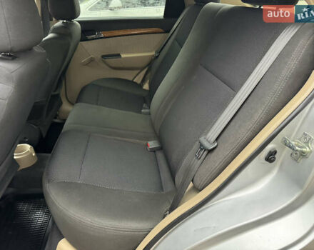 Серый Шевроле Авео, объемом двигателя 1.6 л и пробегом 175 тыс. км за 4350 $, фото 33 на Automoto.ua