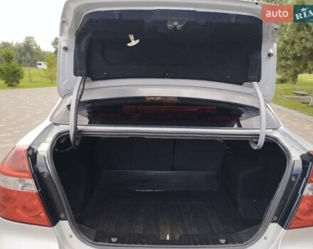 Серый Шевроле Авео, объемом двигателя 1.6 л и пробегом 260 тыс. км за 3400 $, фото 3 на Automoto.ua