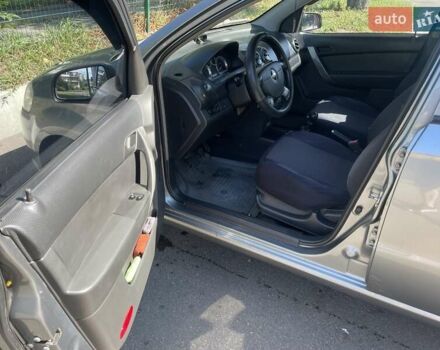 Серый Шевроле Авео, объемом двигателя 1.5 л и пробегом 186 тыс. км за 4000 $, фото 11 на Automoto.ua
