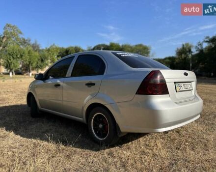 Сірий Шевроле Авео, об'ємом двигуна 1.5 л та пробігом 220 тис. км за 4300 $, фото 2 на Automoto.ua