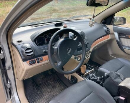 Серый Шевроле Авео, объемом двигателя 1.6 л и пробегом 280 тыс. км за 2400 $, фото 11 на Automoto.ua