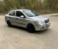 Серый Шевроле Авео, объемом двигателя 1.5 л и пробегом 380 тыс. км за 3100 $, фото 1 на Automoto.ua
