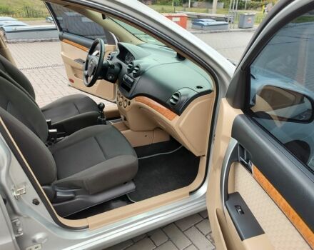 Серый Шевроле Авео, объемом двигателя 1.6 л и пробегом 90 тыс. км за 4800 $, фото 8 на Automoto.ua