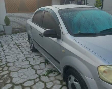 Серый Шевроле Авео, объемом двигателя 1.5 л и пробегом 90 тыс. км за 4200 $, фото 1 на Automoto.ua
