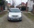 Серый Шевроле Авео, объемом двигателя 1.6 л и пробегом 227 тыс. км за 2999 $, фото 1 на Automoto.ua