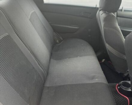 Серый Шевроле Авео, объемом двигателя 1.5 л и пробегом 260 тыс. км за 3700 $, фото 5 на Automoto.ua