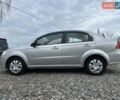Серый Шевроле Авео, объемом двигателя 1.6 л и пробегом 308 тыс. км за 3700 $, фото 5 на Automoto.ua