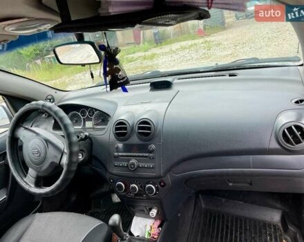 Серый Шевроле Авео, объемом двигателя 1.5 л и пробегом 216 тыс. км за 4500 $, фото 6 на Automoto.ua