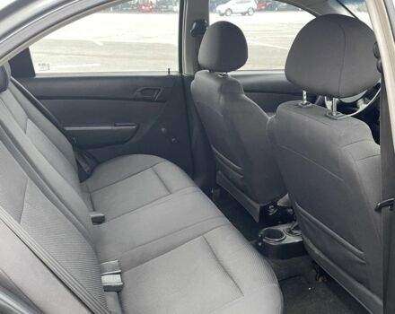 Серый Шевроле Авео, объемом двигателя 1.5 л и пробегом 204 тыс. км за 2800 $, фото 8 на Automoto.ua