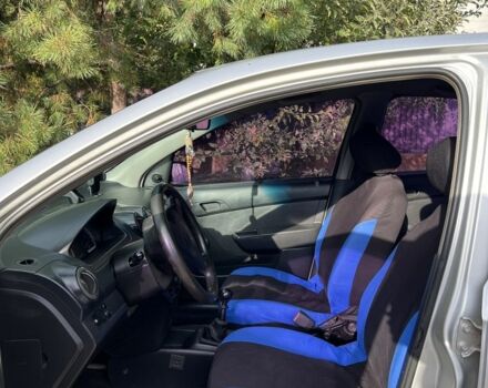 Серый Шевроле Авео, объемом двигателя 1.5 л и пробегом 175 тыс. км за 3500 $, фото 5 на Automoto.ua