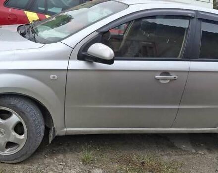 Серый Шевроле Авео, объемом двигателя 1.6 л и пробегом 250 тыс. км за 3800 $, фото 3 на Automoto.ua
