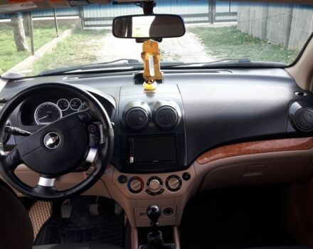 Серый Шевроле Авео, объемом двигателя 1.6 л и пробегом 270 тыс. км за 4500 $, фото 1 на Automoto.ua