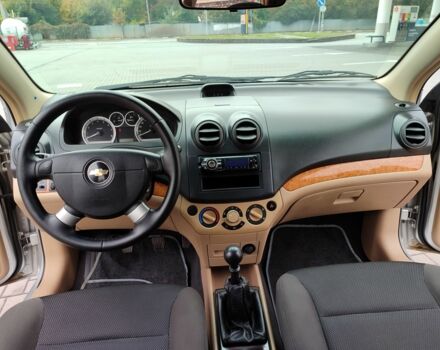 Серый Шевроле Авео, объемом двигателя 1.6 л и пробегом 90 тыс. км за 4800 $, фото 6 на Automoto.ua