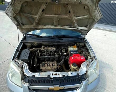 Сірий Шевроле Авео, об'ємом двигуна 1.5 л та пробігом 280 тис. км за 3500 $, фото 6 на Automoto.ua