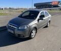 Серый Шевроле Авео, объемом двигателя 1.5 л и пробегом 208 тыс. км за 4400 $, фото 2 на Automoto.ua