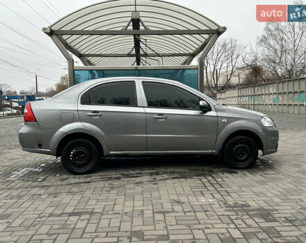 Серый Шевроле Авео, объемом двигателя 1.5 л и пробегом 415 тыс. км за 2799 $, фото 3 на Automoto.ua