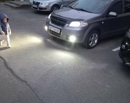 Сірий Шевроле Авео, об'ємом двигуна 1.5 л та пробігом 210 тис. км за 4000 $, фото 1 на Automoto.ua