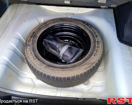 Сірий Шевроле Авео, об'ємом двигуна 1.8 л та пробігом 180 тис. км за 4200 $, фото 2 на Automoto.ua