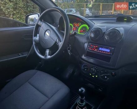Сірий Шевроле Авео, об'ємом двигуна 1.5 л та пробігом 200 тис. км за 2900 $, фото 20 на Automoto.ua