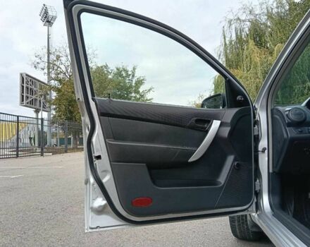 Шевроле Авео 2009 в Кривом Роге на Automoto.ua Серый Шевроле Авео, объемом двигателя 1.2 л и пробегом 133 тыс. км за 4300 $, фото 11 на Automoto.ua