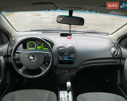 Сірий Шевроле Авео, об'ємом двигуна 1.5 л та пробігом 175 тис. км за 4950 $, фото 10 на Automoto.ua