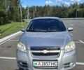 Серый Шевроле Авео, объемом двигателя 1.5 л и пробегом 180 тыс. км за 5000 $, фото 2 на Automoto.ua