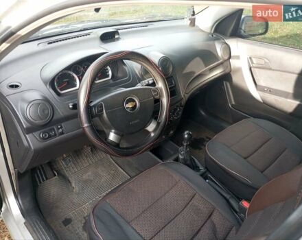 Сірий Шевроле Авео, об'ємом двигуна 1.5 л та пробігом 110 тис. км за 3900 $, фото 5 на Automoto.ua