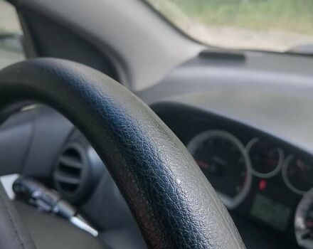 Серый Шевроле Авео, объемом двигателя 1.5 л и пробегом 260 тыс. км за 4600 $, фото 1 на Automoto.ua