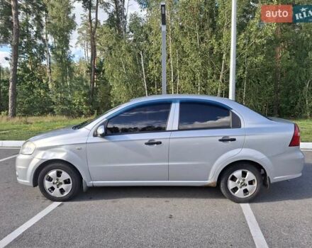 Серый Шевроле Авео, объемом двигателя 1.5 л и пробегом 180 тыс. км за 5000 $, фото 3 на Automoto.ua