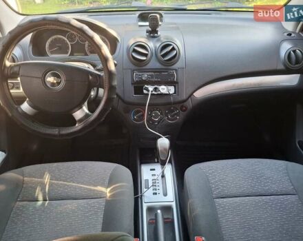 Серый Шевроле Авео, объемом двигателя 1.5 л и пробегом 180 тыс. км за 5000 $, фото 7 на Automoto.ua