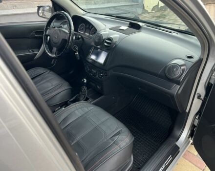 Серый Шевроле Авео, объемом двигателя 1.5 л и пробегом 188 тыс. км за 4200 $, фото 13 на Automoto.ua