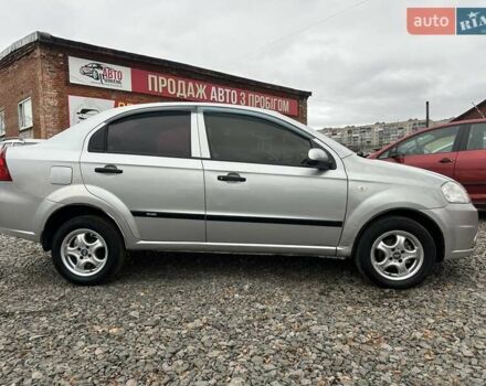 Серый Шевроле Авео, объемом двигателя 1.5 л и пробегом 160 тыс. км за 3700 $, фото 6 на Automoto.ua