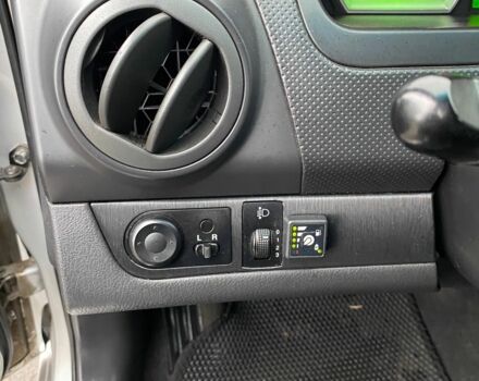 Серый Шевроле Авео, объемом двигателя 1.5 л и пробегом 160 тыс. км за 4950 $, фото 11 на Automoto.ua