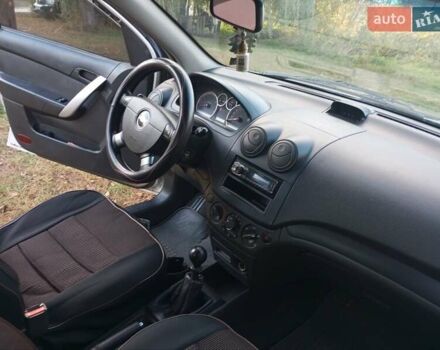 Сірий Шевроле Авео, об'ємом двигуна 1.5 л та пробігом 110 тис. км за 3900 $, фото 4 на Automoto.ua