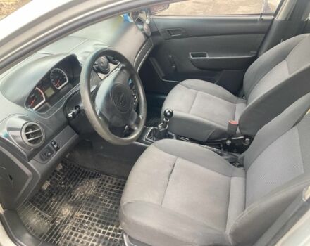 Шевроле Авео 2010 в Черкассах на Automoto.ua Серый Шевроле Авео, объемом двигателя 1.5 л и пробегом 300 тыс. км за 2500 $, фото 5 на Automoto.ua