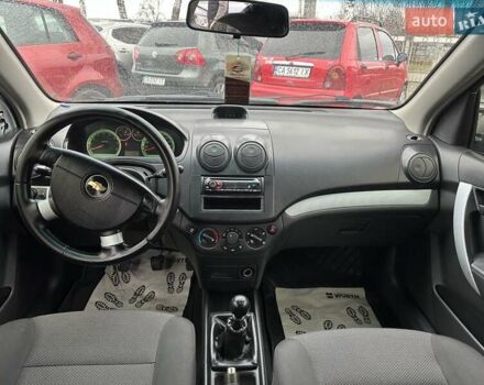 Серый Шевроле Авео, объемом двигателя 1.5 л и пробегом 160 тыс. км за 3700 $, фото 13 на Automoto.ua