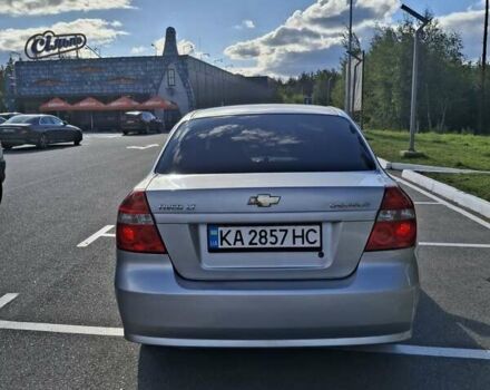 Серый Шевроле Авео, объемом двигателя 1.5 л и пробегом 180 тыс. км за 5000 $, фото 1 на Automoto.ua