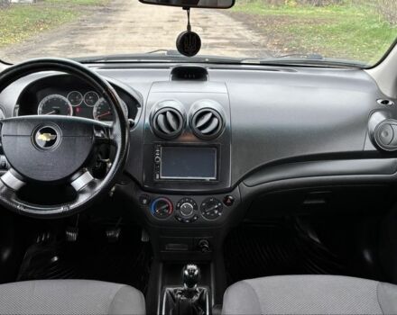 Серый Шевроле Авео, объемом двигателя 1.5 л и пробегом 167 тыс. км за 4500 $, фото 5 на Automoto.ua