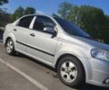 Серый Шевроле Авео, объемом двигателя 1.5 л и пробегом 260 тыс. км за 4600 $, фото 1 на Automoto.ua