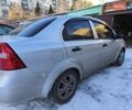 Серый Шевроле Авео, объемом двигателя 1.5 л и пробегом 200 тыс. км за 4000 $, фото 2 на Automoto.ua