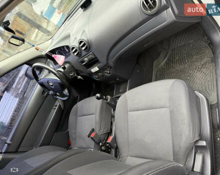 Серый Шевроле Авео, объемом двигателя 1.5 л и пробегом 190 тыс. км за 4600 $, фото 10 на Automoto.ua