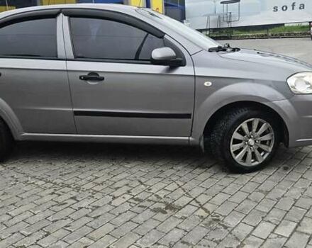 Сірий Шевроле Авео, об'ємом двигуна 1.5 л та пробігом 228 тис. км за 4400 $, фото 2 на Automoto.ua